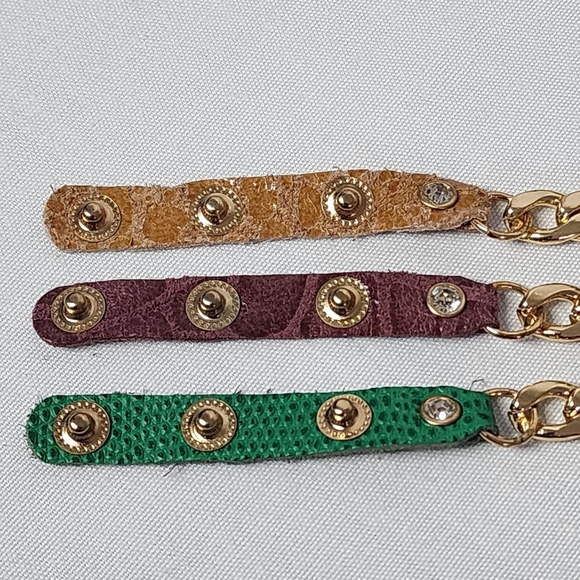 Gold Cuban Link Chain and Burgundy Leather Boot Ankle Bracelet - Picture 5 of 9